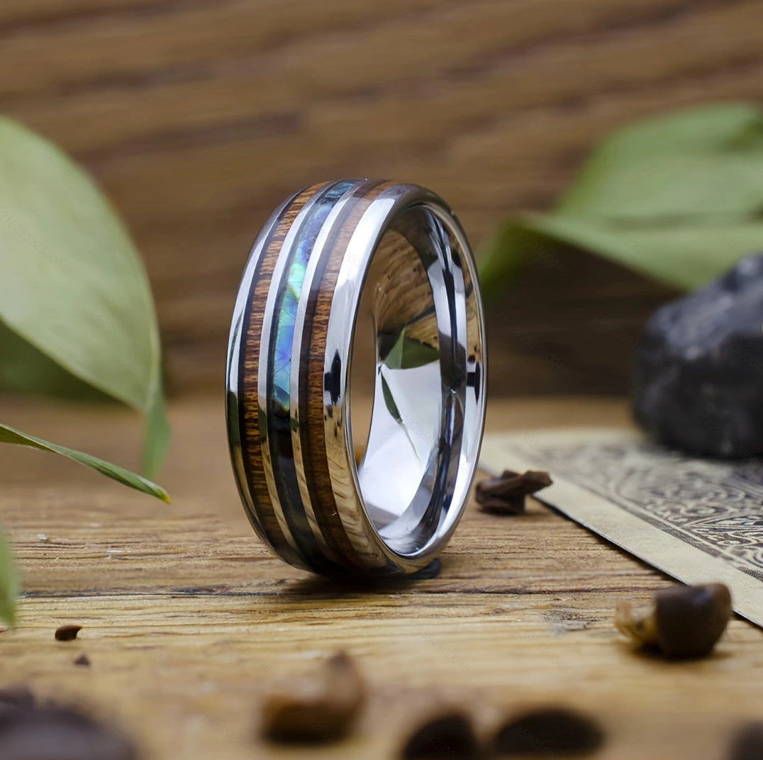 Bague en acier inoxydable avec incrustation de météorite et feuille d’or – Style luxueux