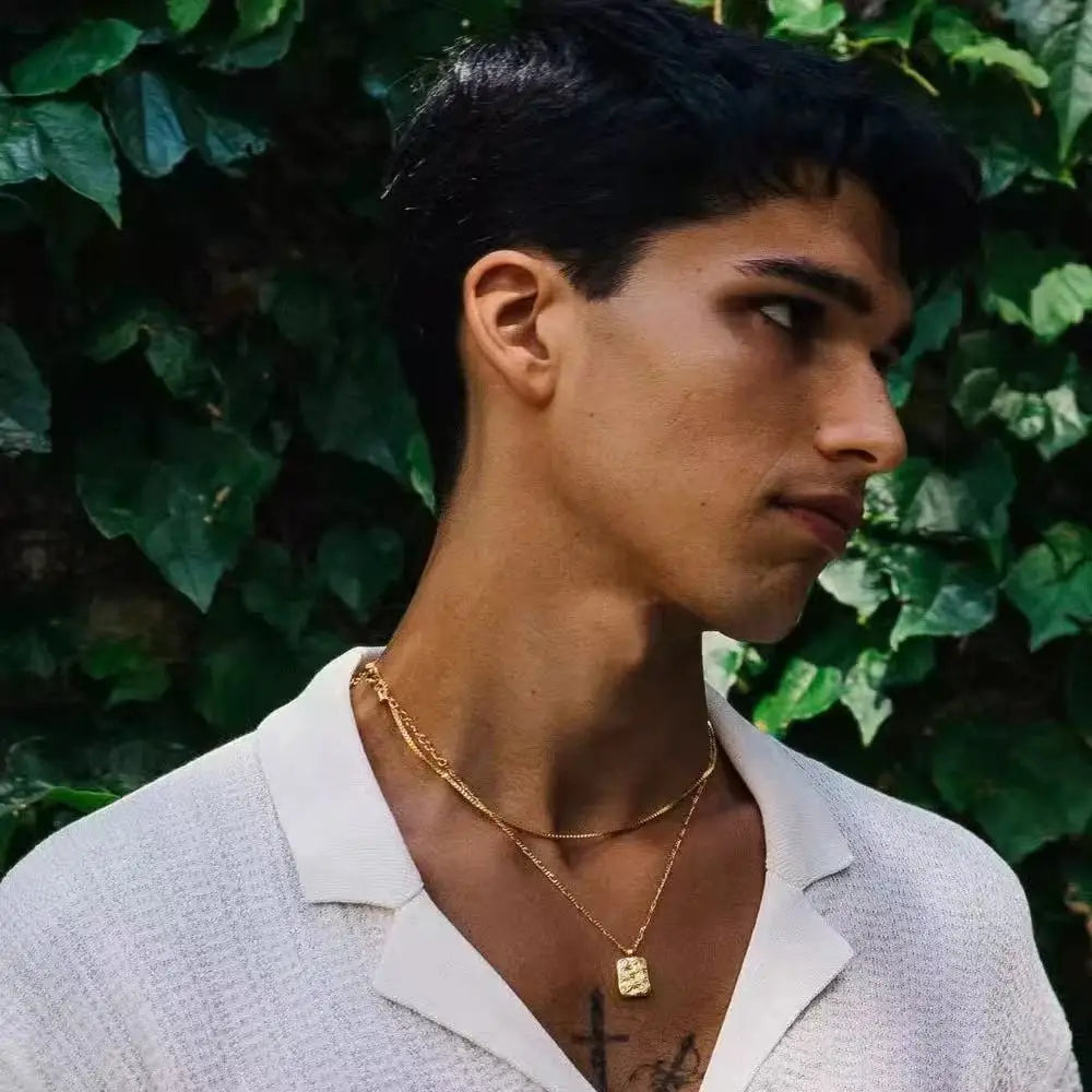 Collier chaîne box en acier inoxydable – Élégance minimaliste