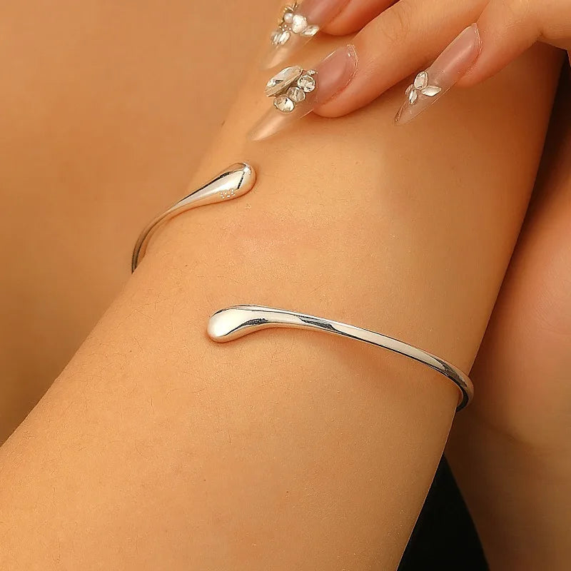 Bracelet Manchette Minimaliste